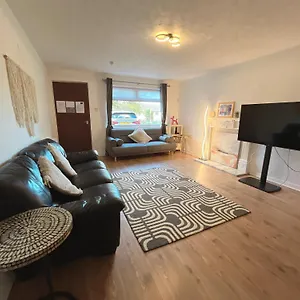  Apartment Cozy 2 Bedrooms With Private Parking Space And Garden United Kingdom